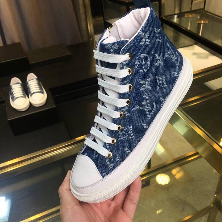 LOUIS VUITTON - SNEAKER